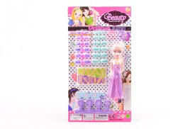 Muñeca con uñas postizas BEAUTY (1).jpg